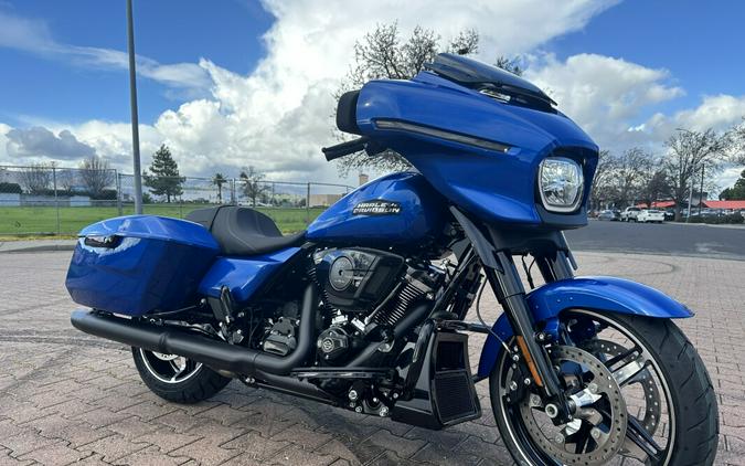 FLHX 2024 Street Glide®