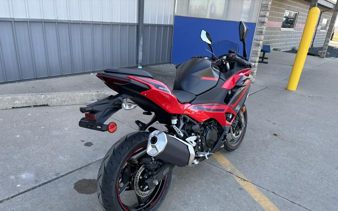 2025 Kawasaki Ninja 500 ABS