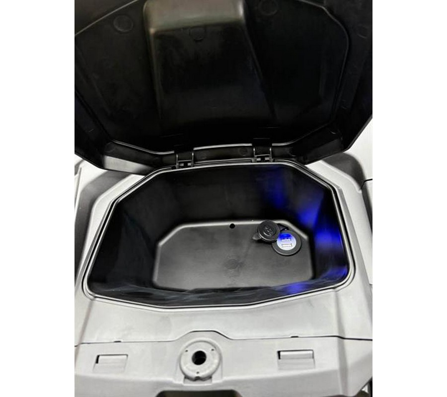 2026 Can-Am Defender MAX XT HD9