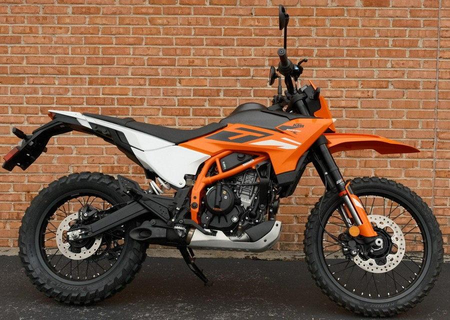 2025 KTM Enduro R 390