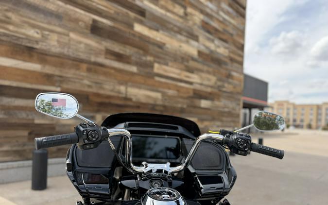 2026 Harley-Davidson® Road Glide 3 Vivid Black