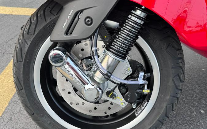 2027 VESPA GTS 310 Super