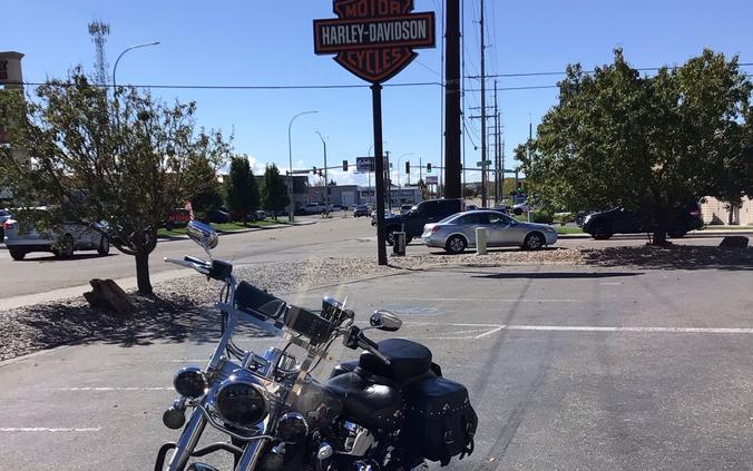 2016 HARLEY-DAVIDSON SOFTAIL HERITAGE SOFTAIL CLASSIC