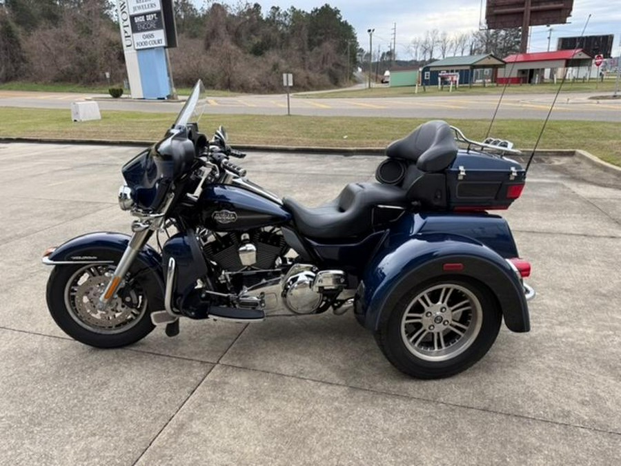 2013 Harley-Davidson® FLHTCUTG - Tri Glide® Ultra Classic®