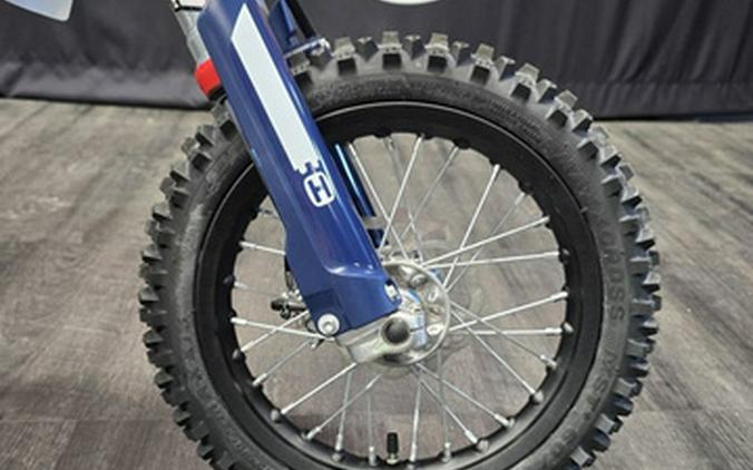 2027 Husqvarna EE 5