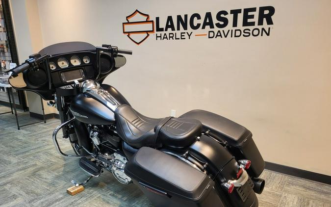 2017 Harley-Davidson Street Glide Special Black Denim FLHXS