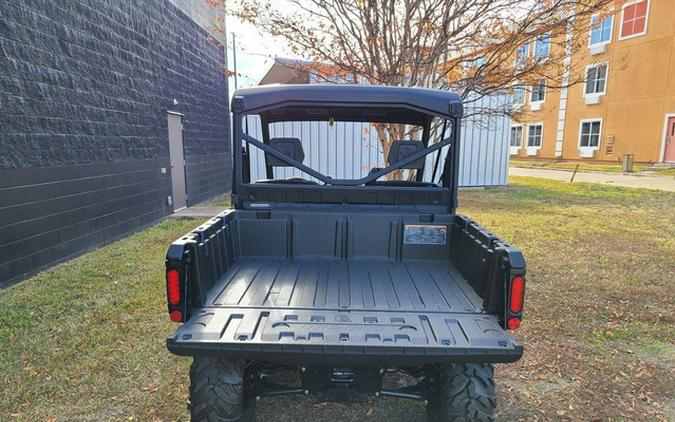 2024 Can-Am Defender XT HD10