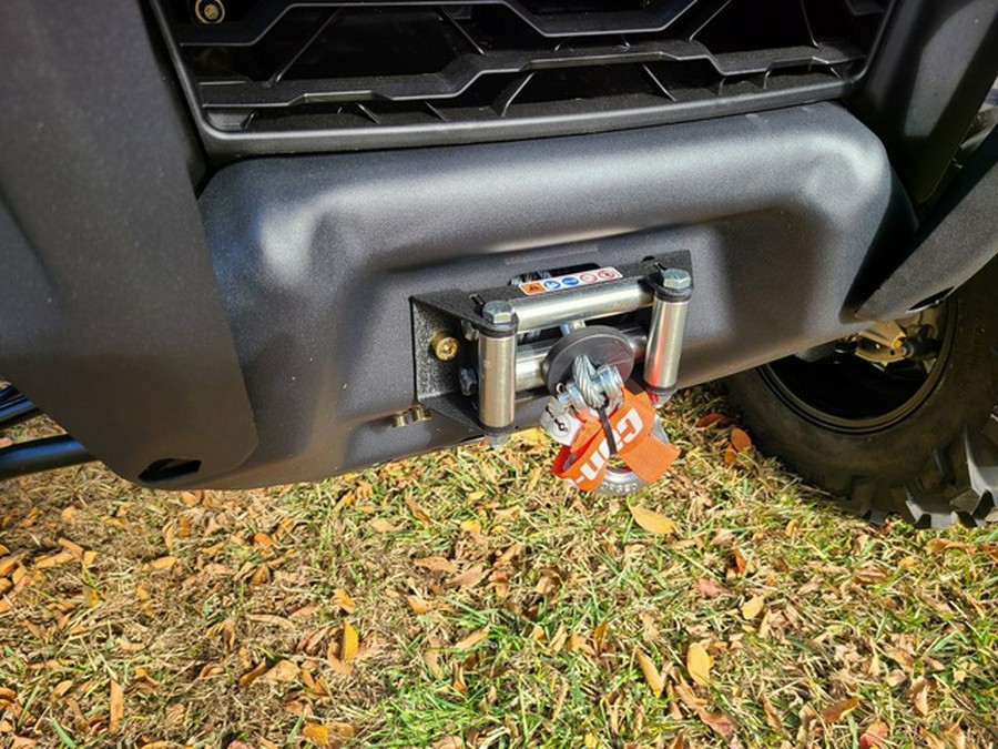 2024 Can-Am Defender XT HD10