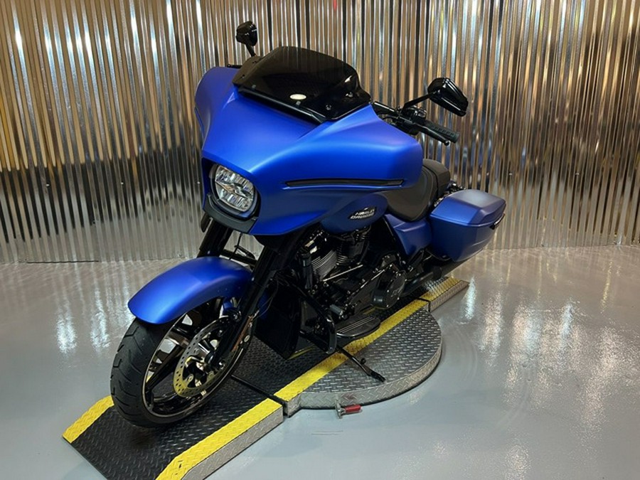 2026 Harley-Davidson FLHX - Street Glide