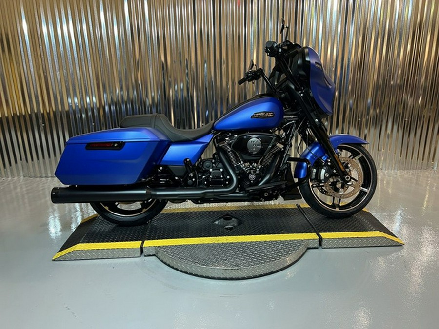 2026 Harley-Davidson FLHX - Street Glide