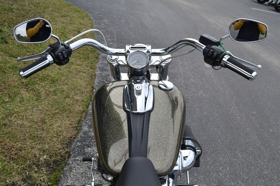 2016 Harley-Davidson® Breakout® Hard Candy Black Gold Flake - FXSB