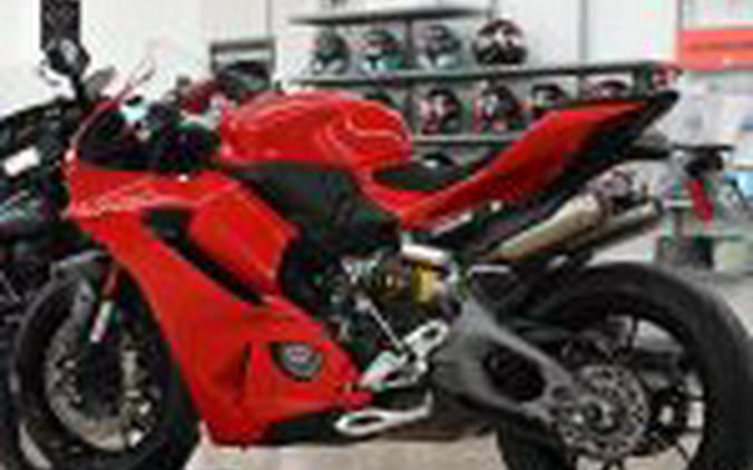 2025 Ducati Panigale V2