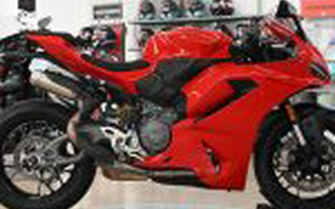 2025 Ducati Panigale V2