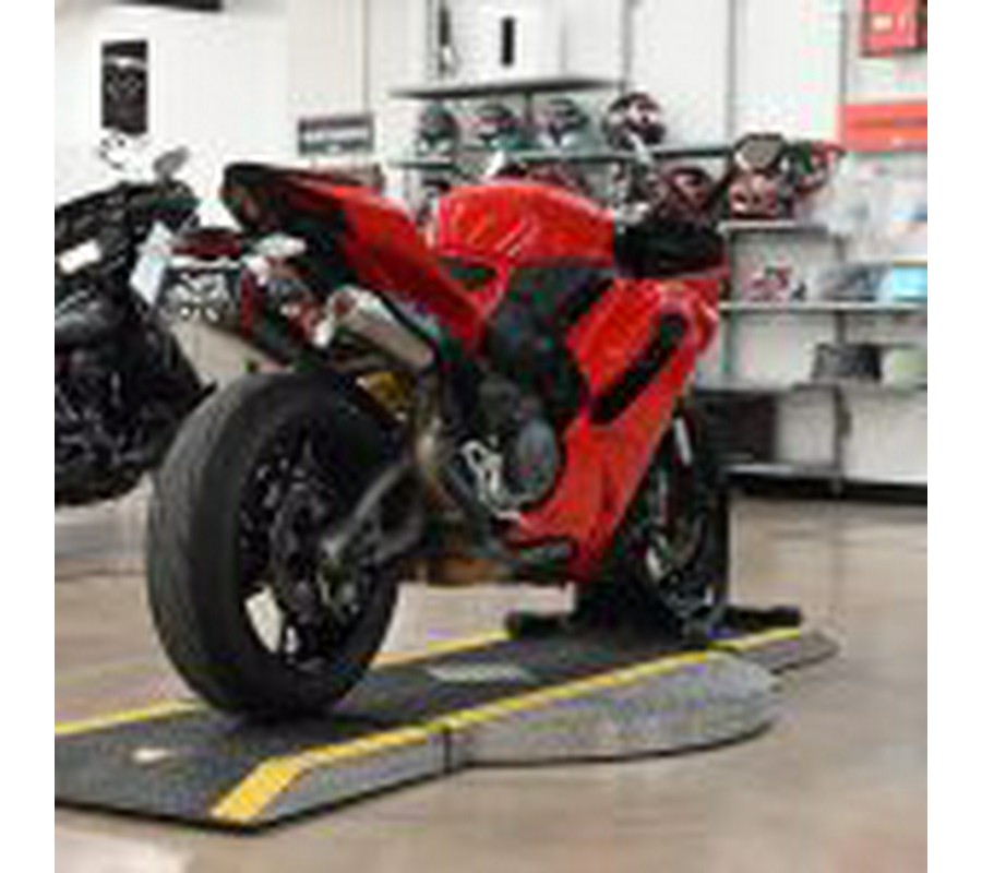 2025 Ducati Panigale V2