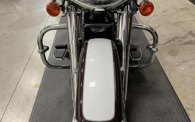 2021 Harley-Davidson® FLHC - Heritage Classic