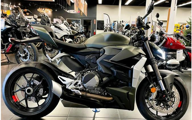 2024 Ducati Streetfighter V2 - Storm Green