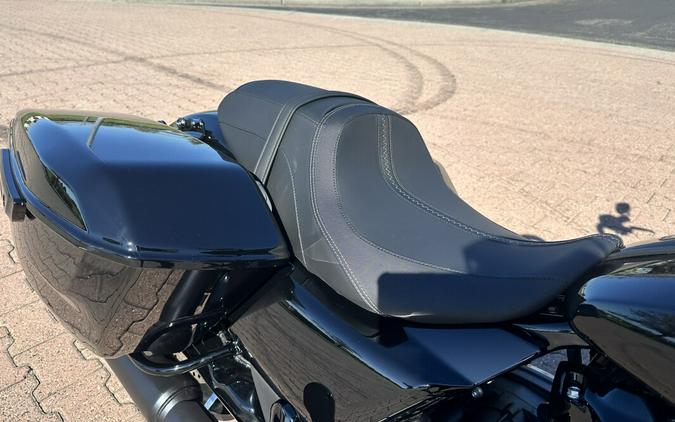 FLTRX 2024 Road Glide™