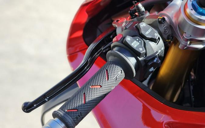 2024 Ducati Panigale V4 S Red