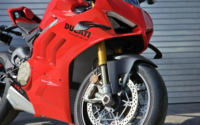 2024 Ducati Panigale V4 S Red