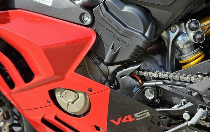 2024 Ducati Panigale V4 S Red