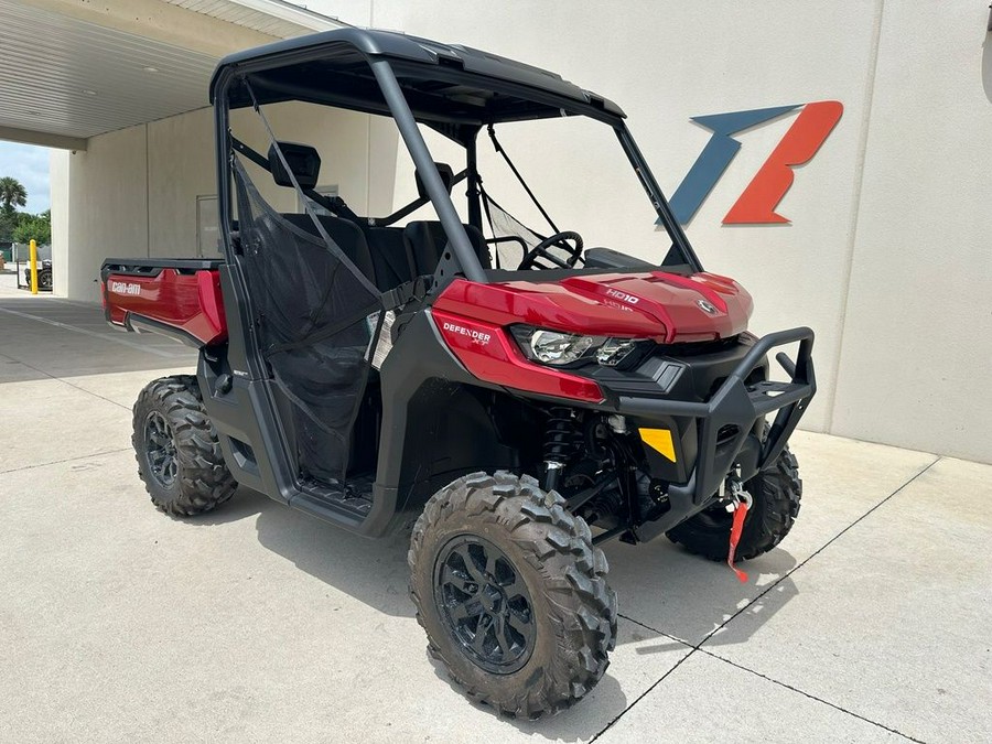 2024 Can-Am™ Defender XT HD10