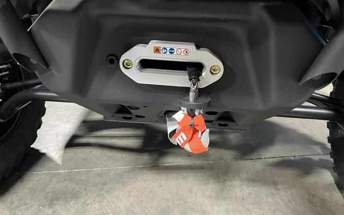 2026 Can-Am® Defender MAX XT CAB HD11