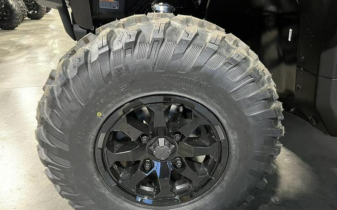 2026 Can-Am® Defender MAX XT CAB HD11