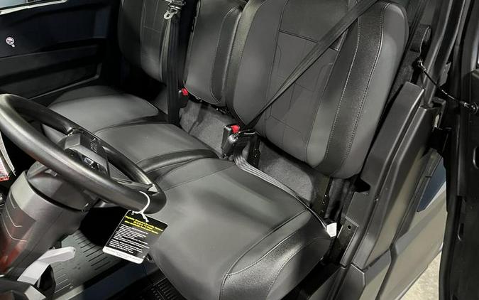 2026 Can-Am® Defender MAX XT CAB HD11