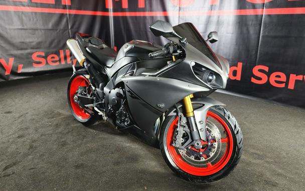 2014 YAMAHA YZF-R1 - F016390