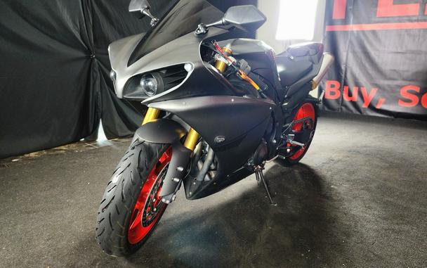 2014 YAMAHA YZF-R1 - F016390