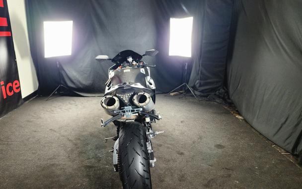 2014 YAMAHA YZF-R1 - F016390