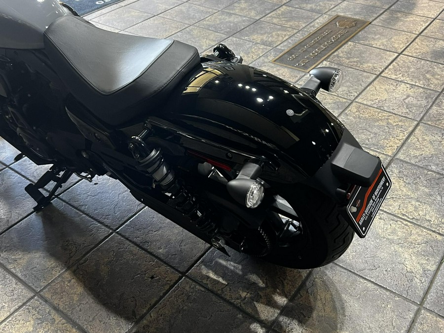 RH975 2026 Nightster