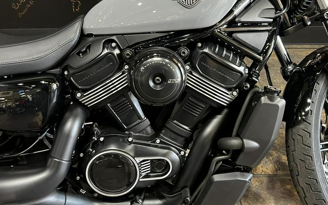 RH975 2026 Nightster