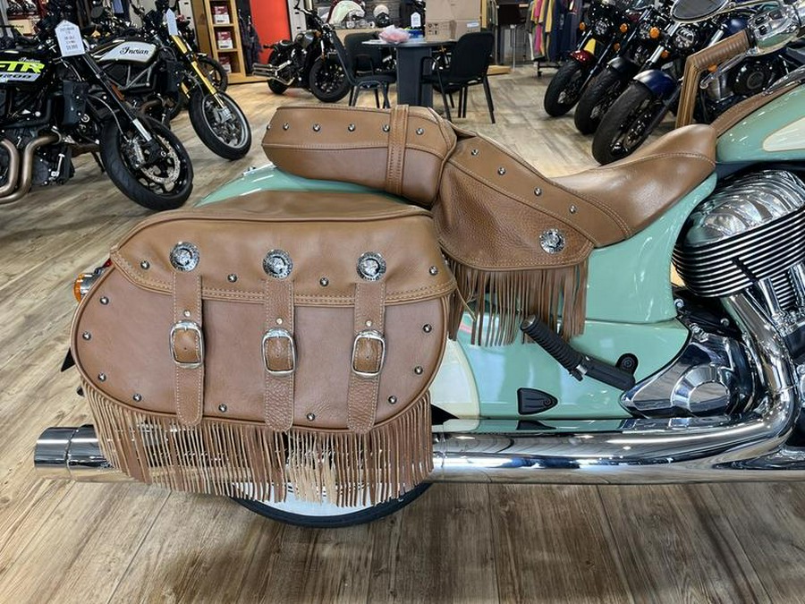 2017 Indian Motorcycle® Chief® Vintage Willow Green Over Ivory Cream