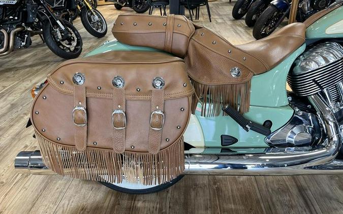 2017 Indian Motorcycle® Chief® Vintage Willow Green Over Ivory Cream