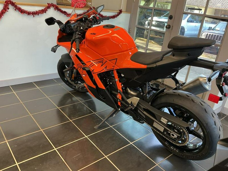 2026 KTM 990 RCR R