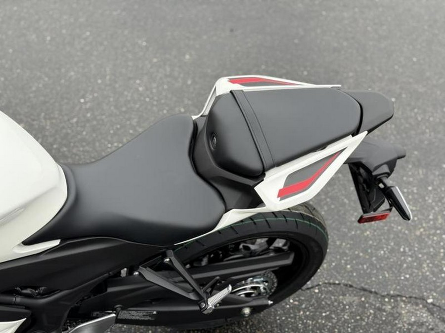 2026 Yamaha YZFR3ATW