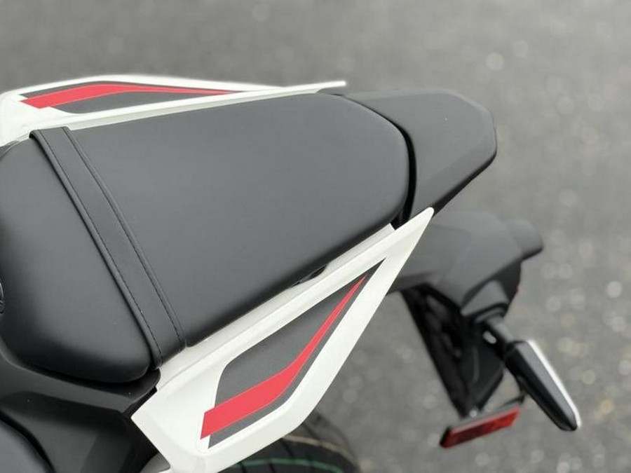 2026 Yamaha YZFR3ATW