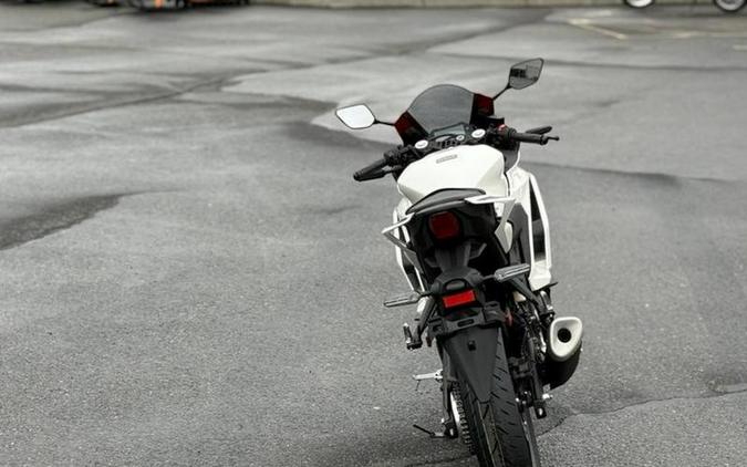 2026 Yamaha YZFR3ATW