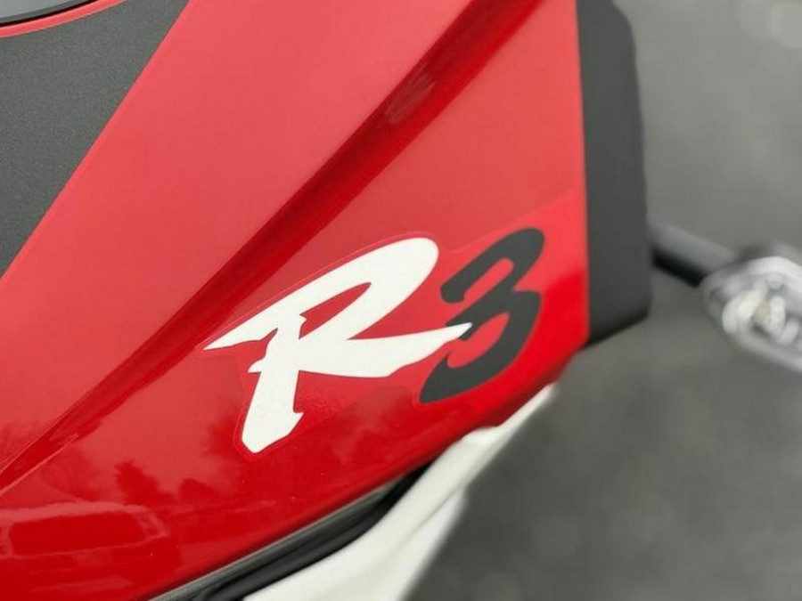 2026 Yamaha YZFR3ATW