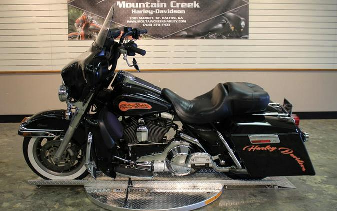 2005 Harley-Davidson FLHTC - Electra Glide Classic