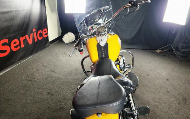 2011 HARLEY-DAVIDSON FLSTC - F016962