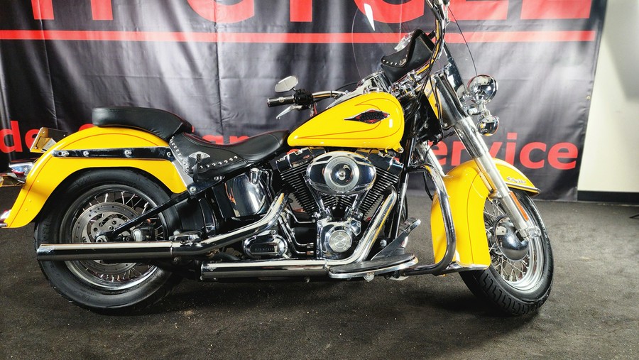 2011 HARLEY-DAVIDSON FLSTC - F016962