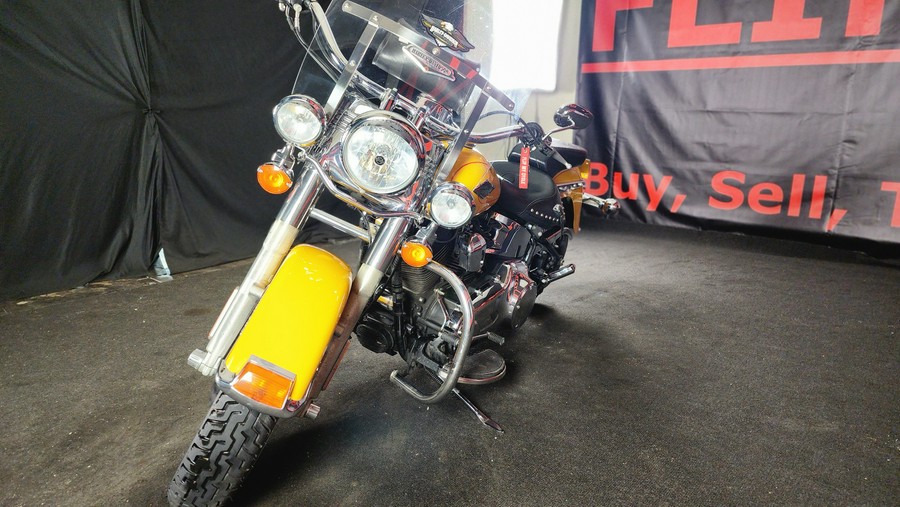 2011 HARLEY-DAVIDSON FLSTC - F016962