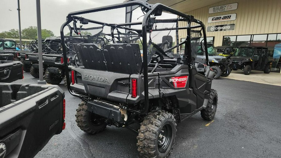 2025 Honda® Pioneer 1000-5