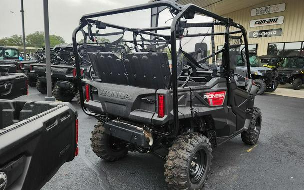 2025 Honda® Pioneer 1000-5