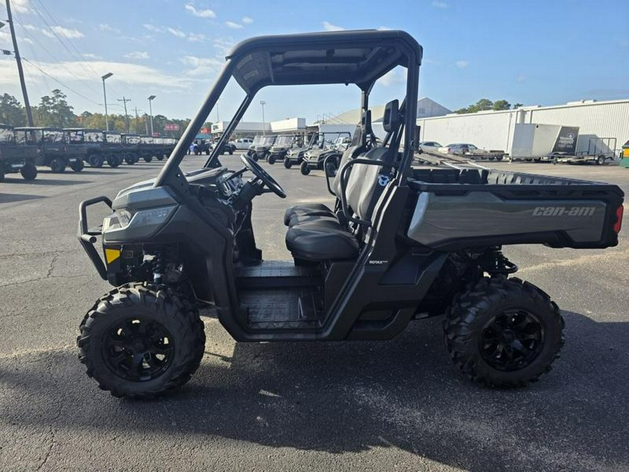 2024 Can-Am® Defender XT HD10