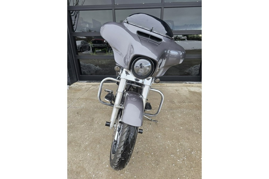 2014 Harley-Davidson® Street Glide® Base