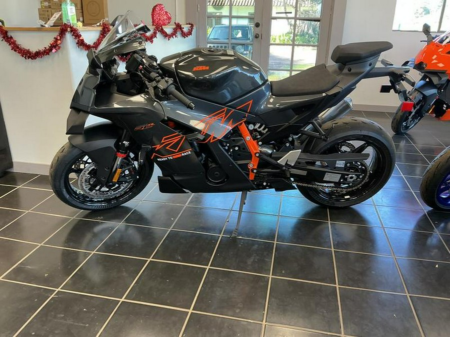 2026 KTM 990 RCR R