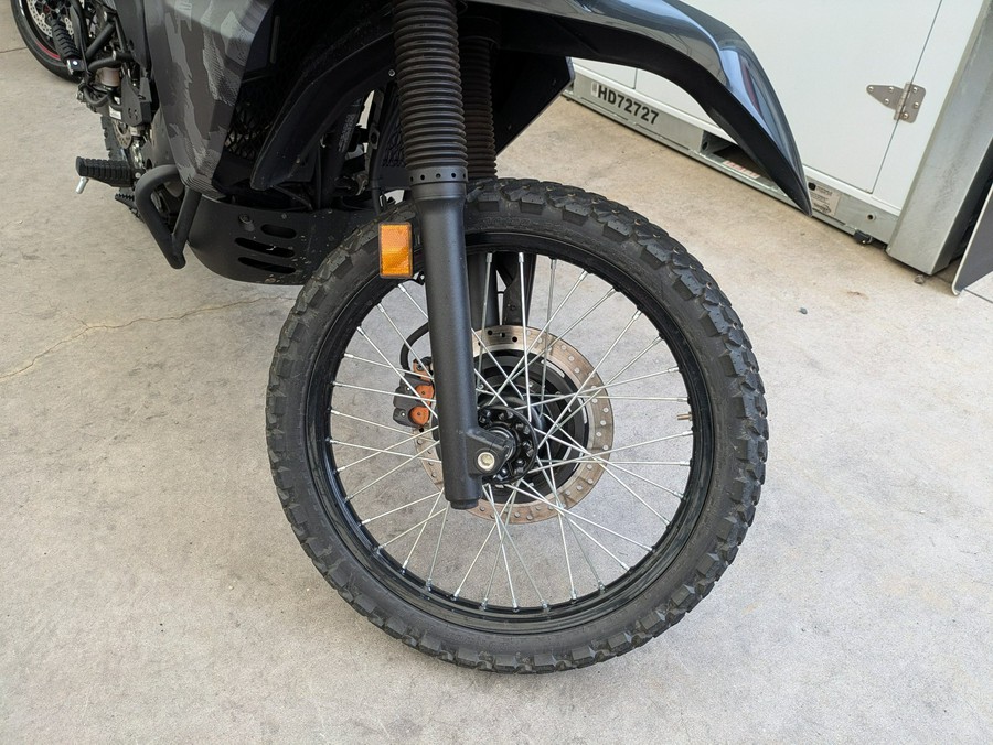 2022 Kawasaki KLR 650 Adventure ABS, USB
